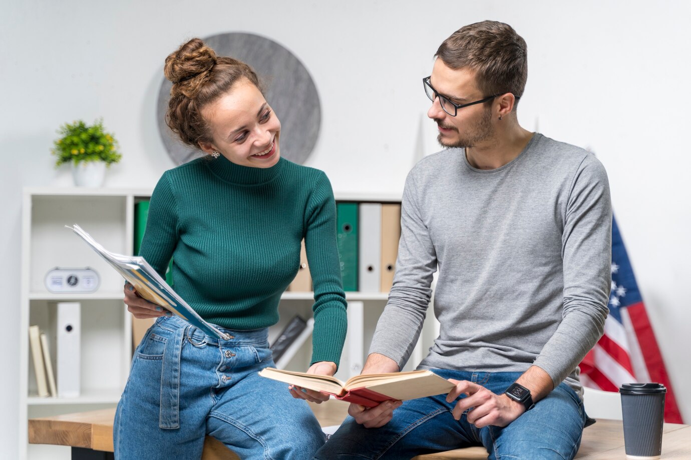 medium shot smiley friends with books 23 2148389026